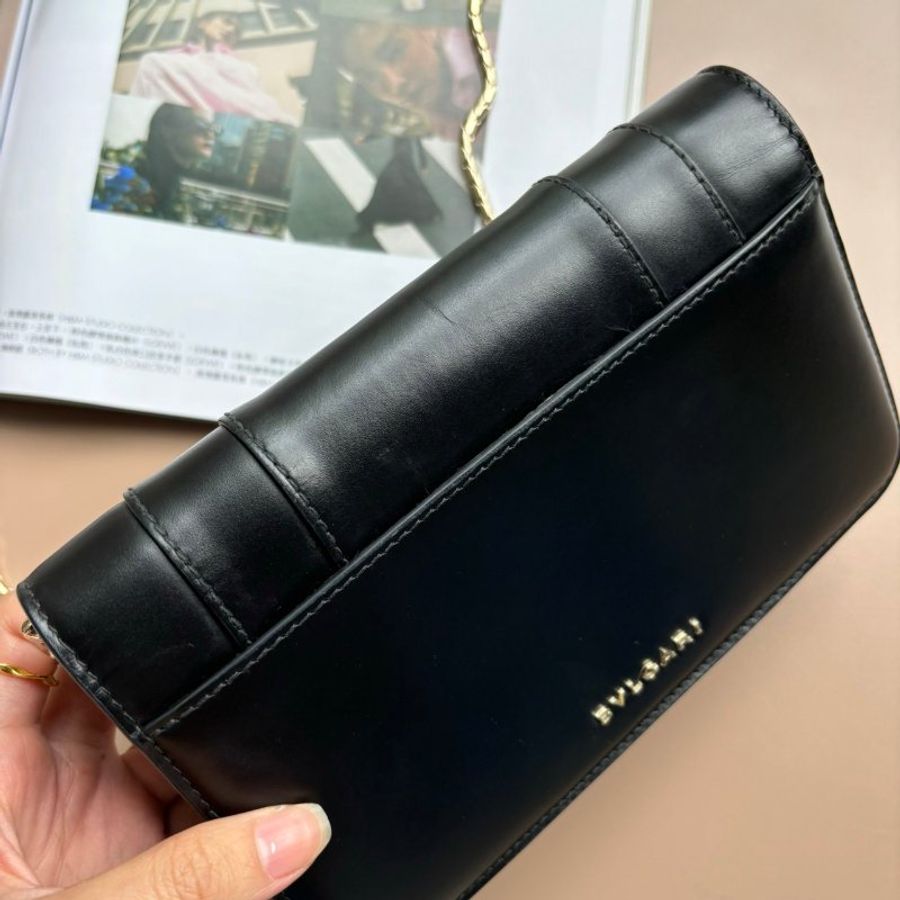::BVLGARI::寶格麗 Serpenti Forever 黑色內裡綠色蛇頭包 WOC-3