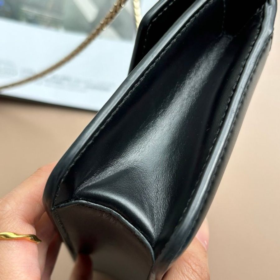 ::BVLGARI::寶格麗 Serpenti Forever 黑色內裡綠色蛇頭包 WOC-8
