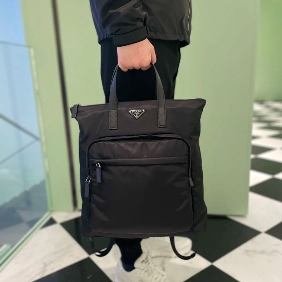 Prada 2VG098 尼龍皮革雙肩手提多功能包 黑色《當季專櫃正售★全新商品 》-8