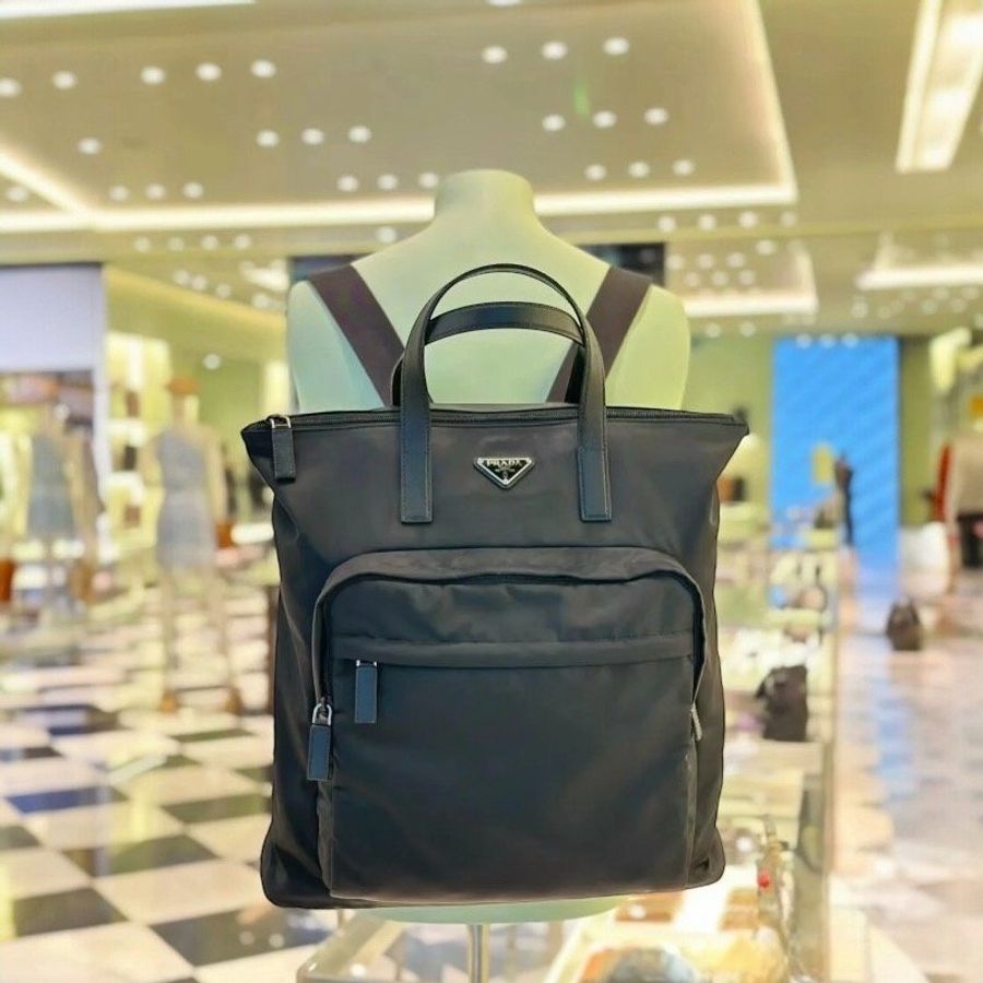 Prada 2VG098 尼龍皮革雙肩手提多功能包 黑色《當季專櫃正售★全新商品 》-10