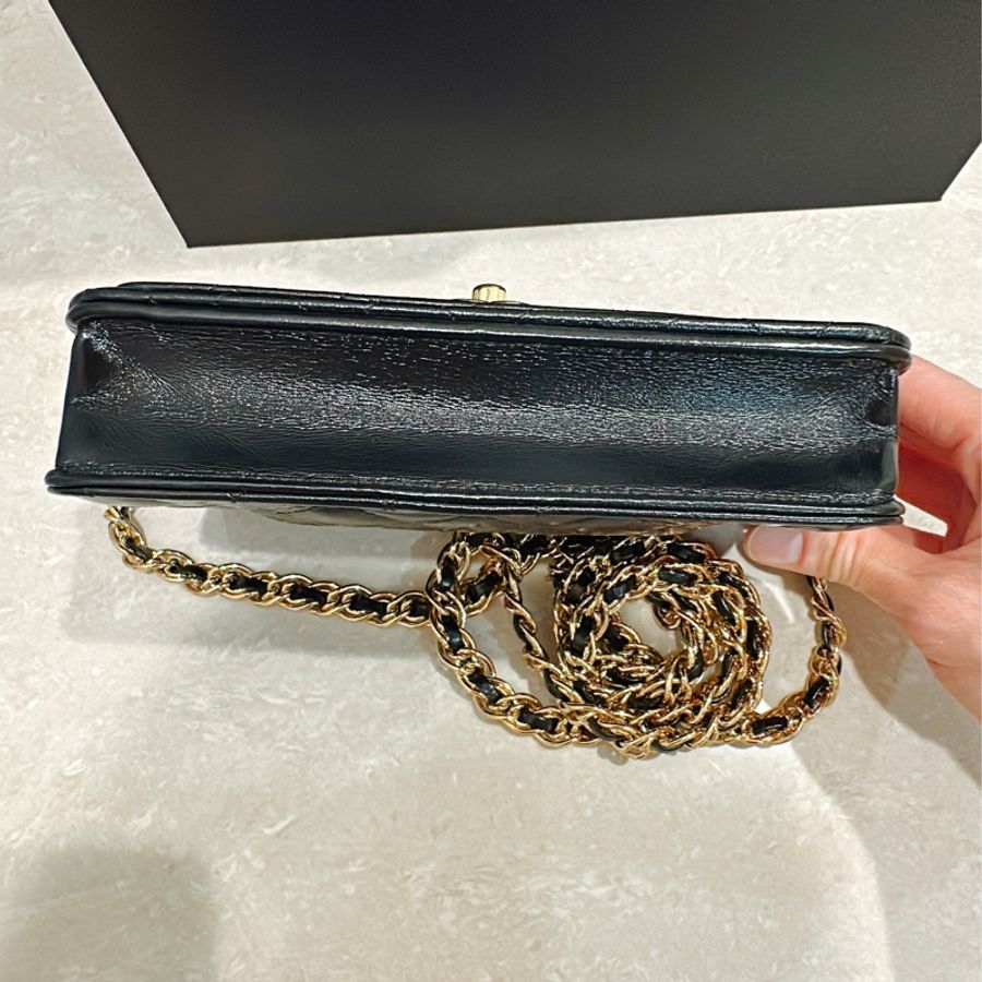 Chanel黑色鏈子皮夾包WOC-11
