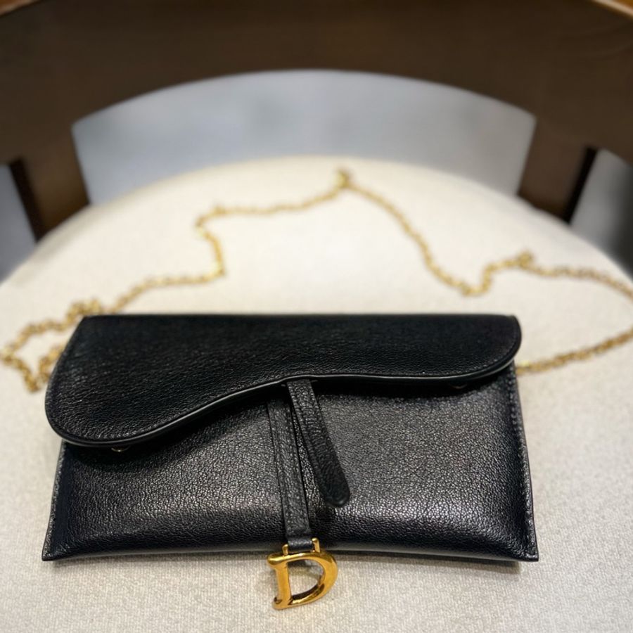 ► 全新 DIOR Saddle Long Wallet with Chain ✨ WOC Dior Saddle黑色山羊皮鏈帶長夾包-4