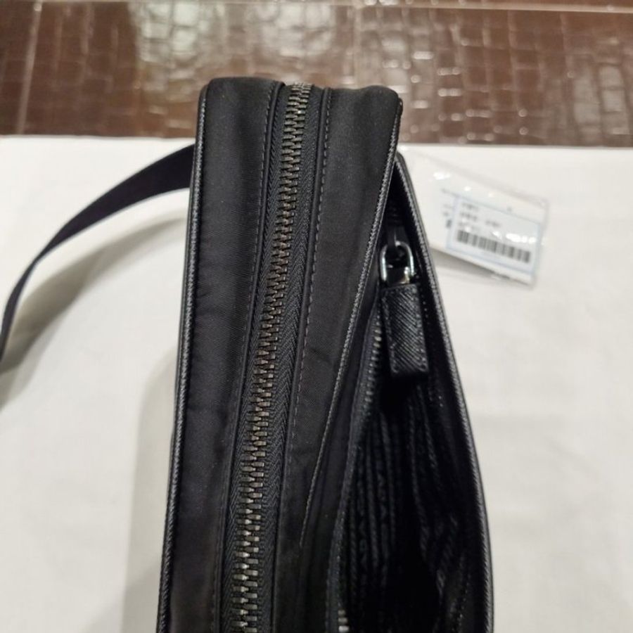 🌸2025春夏新品🌸Prada 2VH048 跳傘布及皮革鑲邊單肩包-7