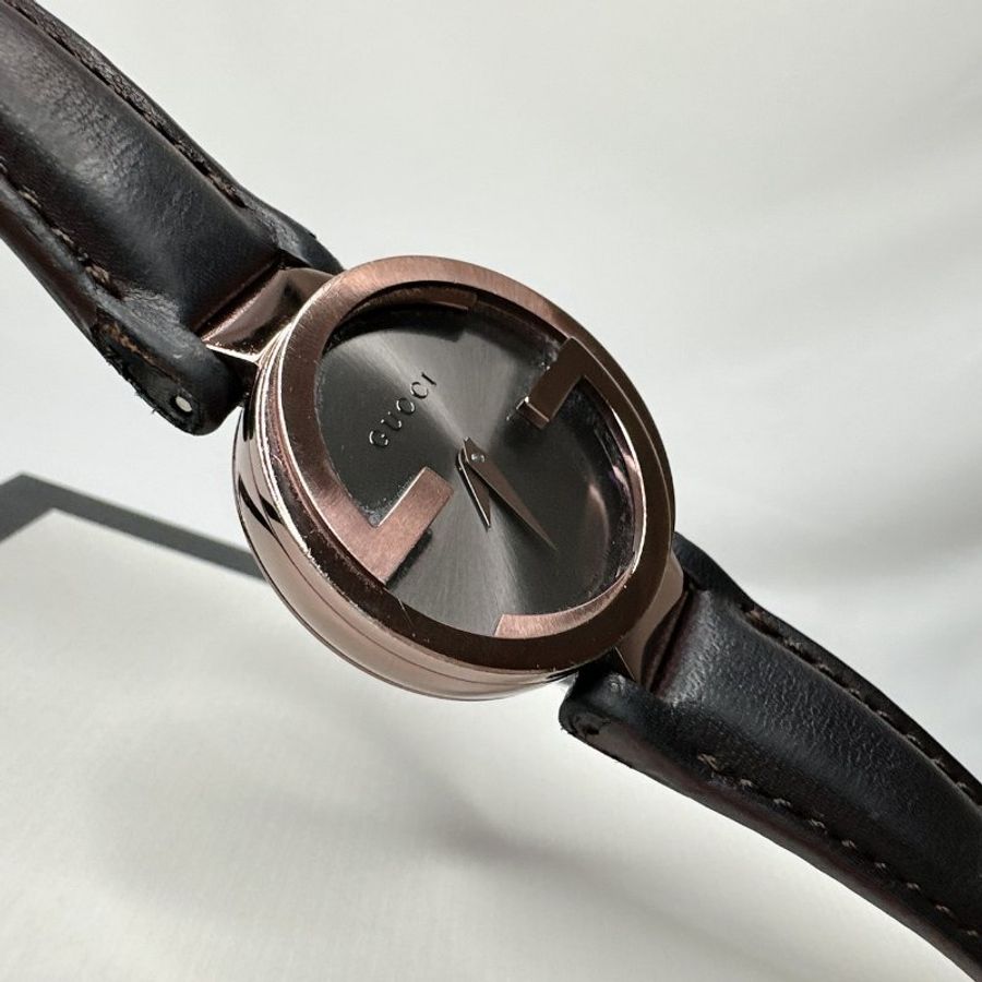 GUCCI Interlocking雙G腕錶-12