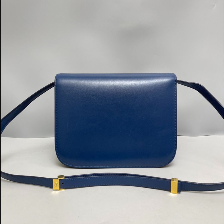 Celine Classic Box中號藍色全皮豆腐包-1