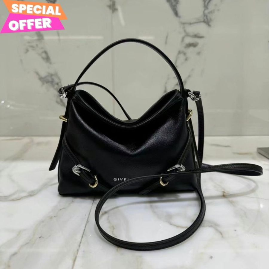 Givenchy Nano Voyou 小款黑色摔紋牛皮斜背包《當季專櫃正售★全新商品 》-0