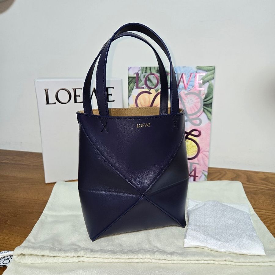 (年前一口價) 全新 LOEWE puzzie Fold燙印金字小牛皮手提/斜背托特包(小/深藍)-1