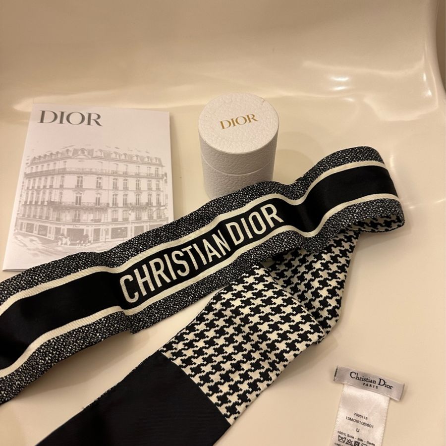Dior 千鳥格紋絲巾-0