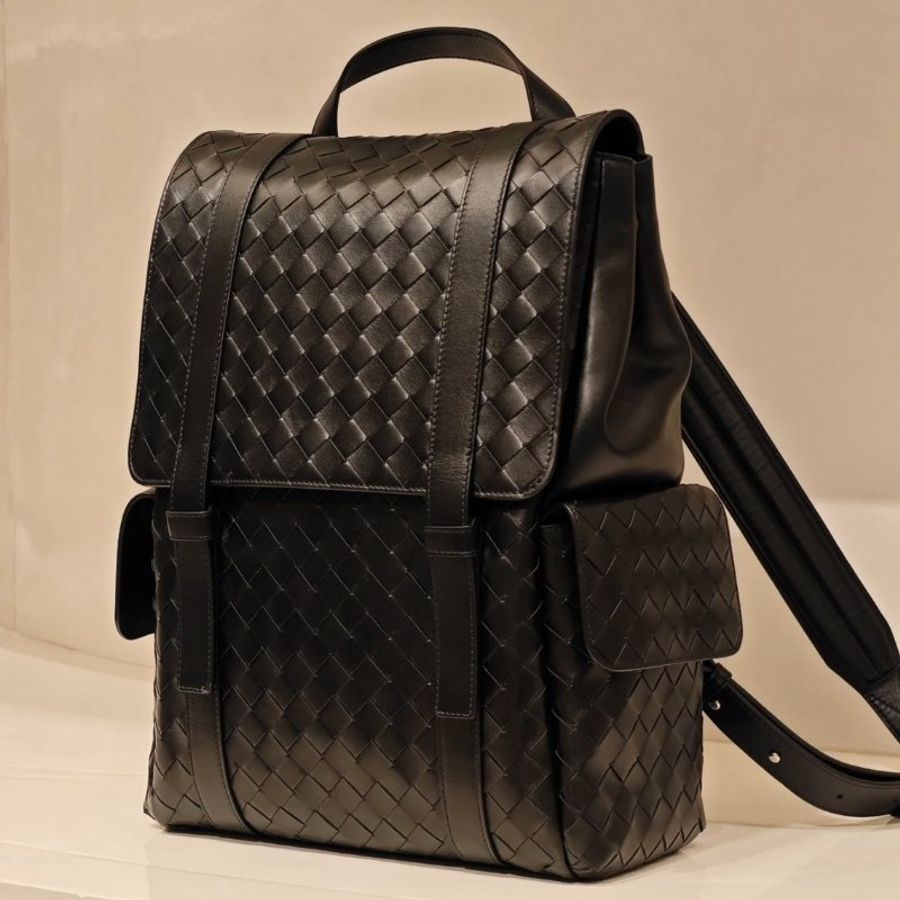 🌸2025春夏新品🌸Bottega Veneta 805971 Intrecciato 黑色編織皮革後背包-1