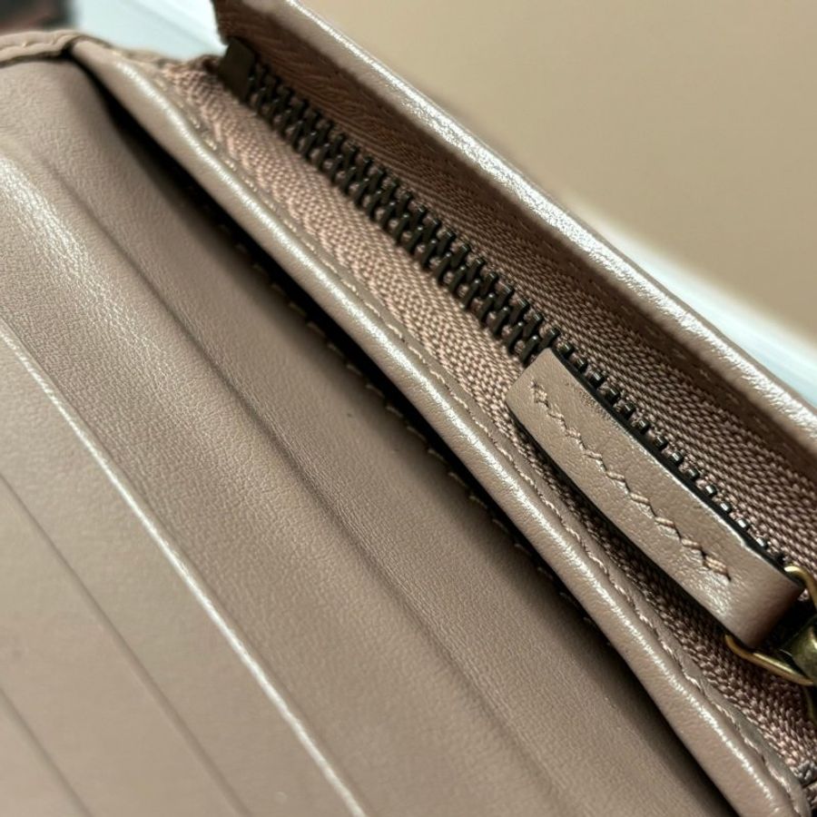 ::GUCCI:: 奶茶色MARMONT短夾-6