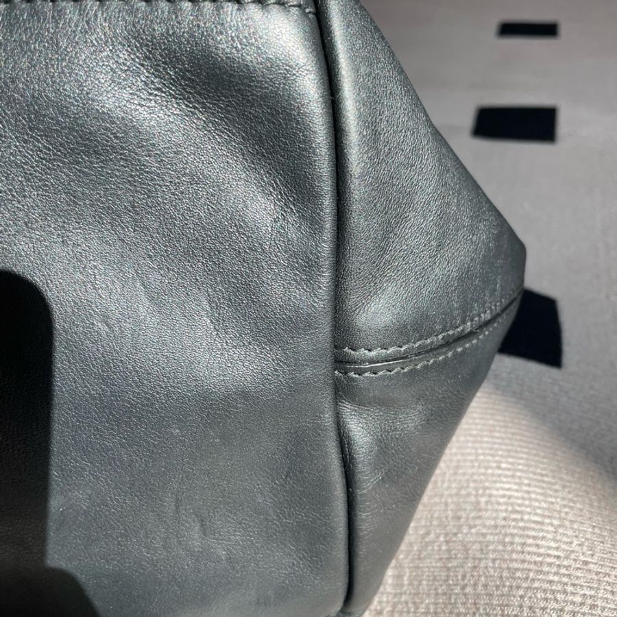 巴黎世家 小羊皮手拿子母包|小托特包👜|耐裝時尚好看-9