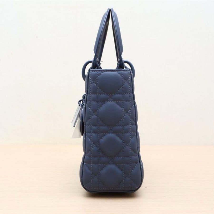 DIOR(迪奧) Lady Dior 戴妃包 四格 墨藍色 磨砂扣 2020-1