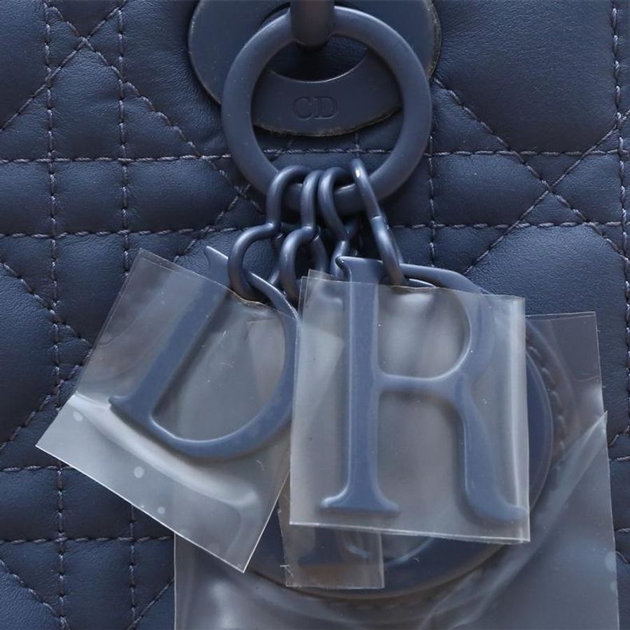DIOR(迪奧) Lady Dior 戴妃包 四格 墨藍色 磨砂扣 2020-5