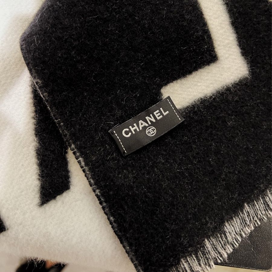 ► 全新 Chanel CACHEMIRE喀什米爾羊毛 經典雙C logo 黑白披肩/圍巾-7