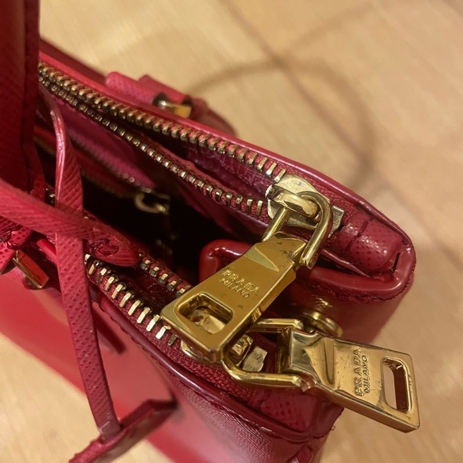 Prada-4