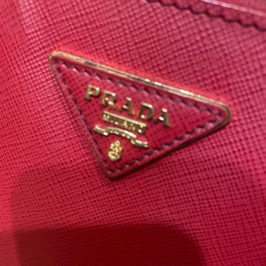 Prada-5