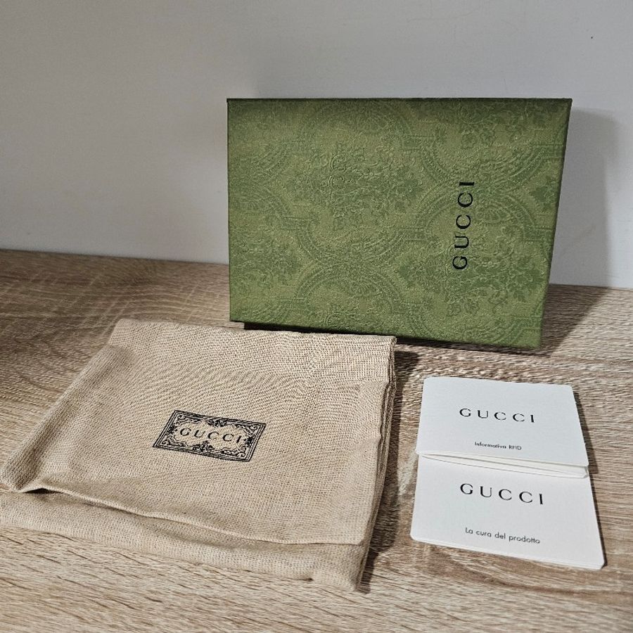 Gucci 黑壓紋零錢鑰匙包-16