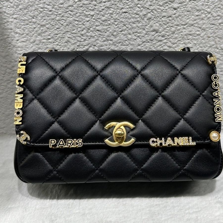 Chanel 鑲邊口蓋包-0