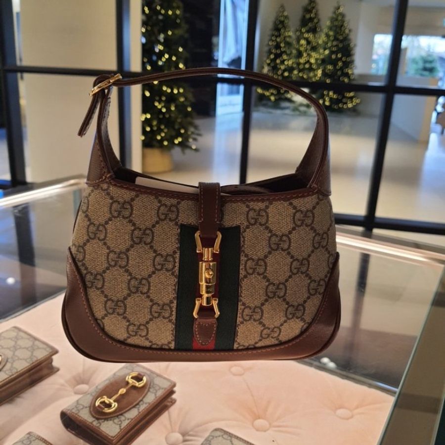Gucci 637092 迷你Supreme 帆布Jackie 1961包 附可拆卸、延長皮革肩帶《當季專櫃正售★全新商品 》-6