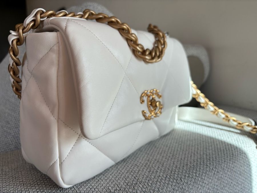 Chanel 19 bag small 26cm 仙女白-2