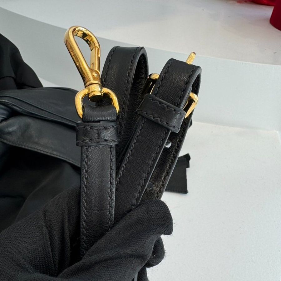 PRADA 黑色肩背包 斜背包-9