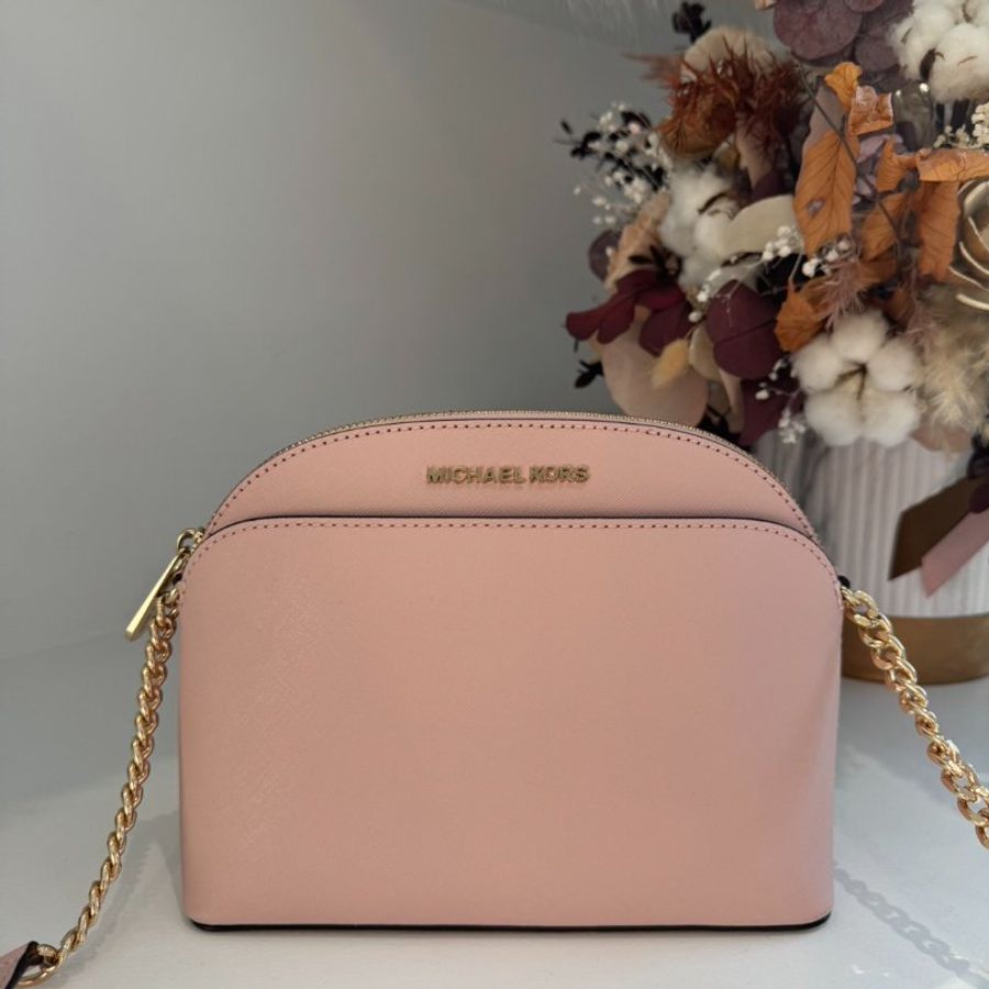 ｛全新品✨夢幻粉💗｝MK防刮全皮鍊帶斜背貝殼包-0