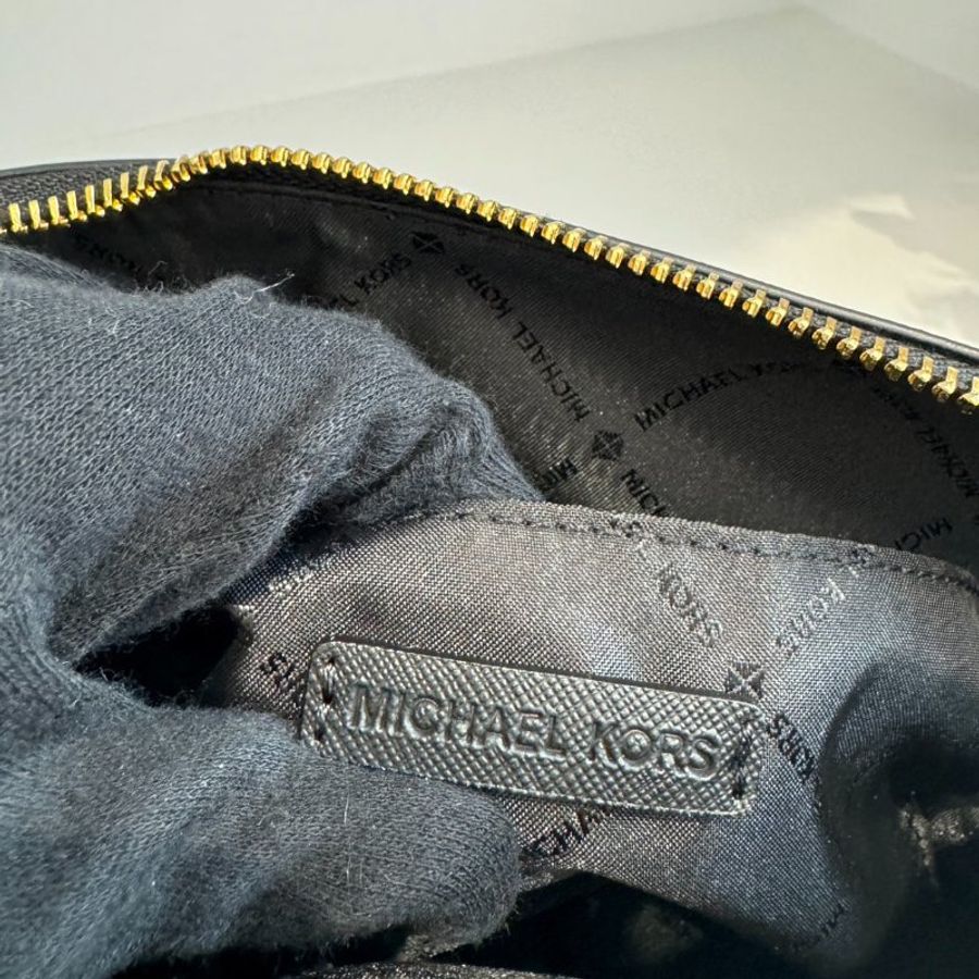 *SHIHNA名牌精品*MICHAEL KORS JET SET TRAVEL新款拼接前口袋小型斜背包-5