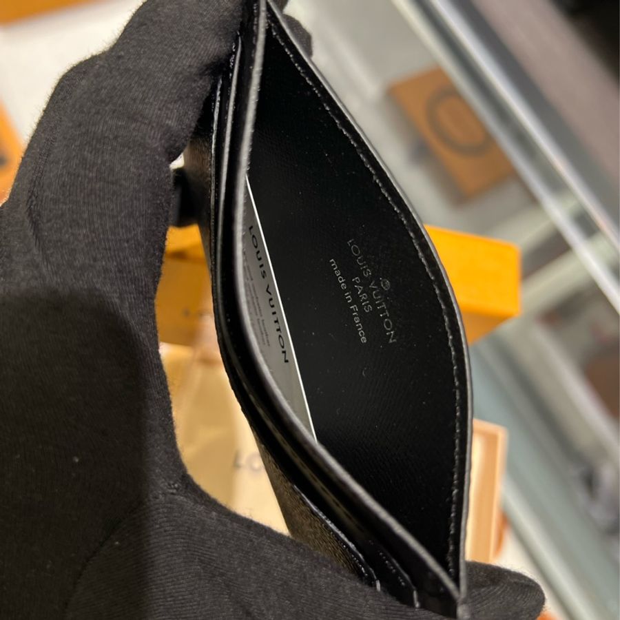 ►  全新 Louis Vuitton 黑灰 LV經典老花卡夾-4