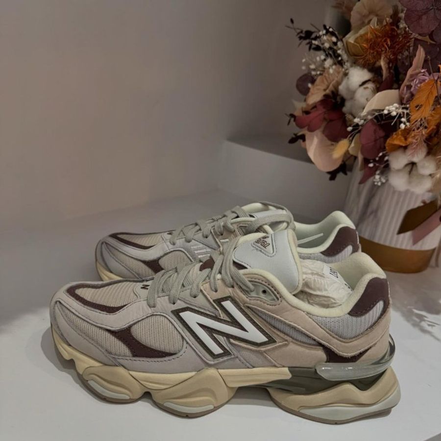 New Balance 9060 米白 卡其 咖啡色  慢跑鞋 運動鞋 休閒鞋 奶茶棕 U9060FNA-0