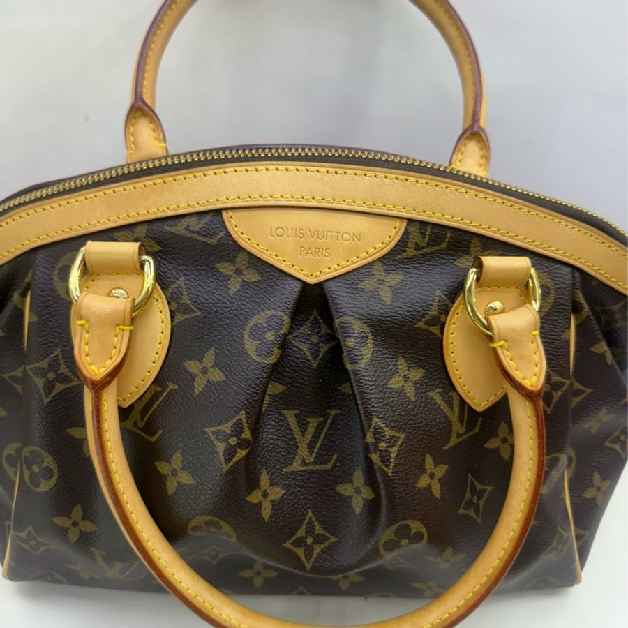 Louis Vuitton Tivoli Handbag-4
