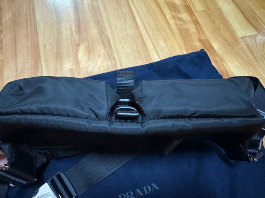 PRADA Nylon皮革肩背袋-3