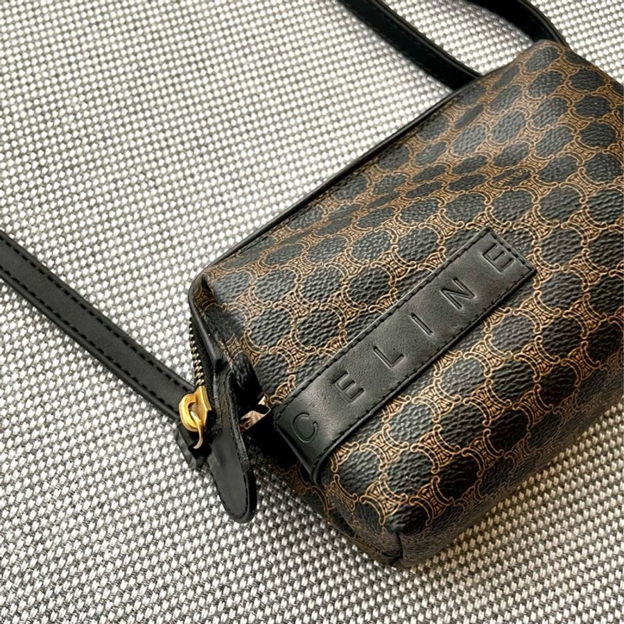 Celine 黑色中古小號雲朵包 斜挎包化妝包-6