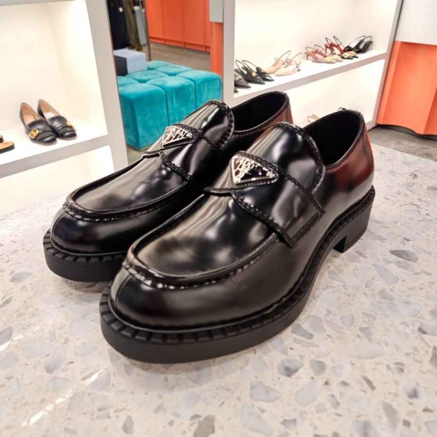 Prada 2DE127 男款 Chocolate 拋光皮革無帶便鞋 黑色 UK7.5/8/8.5/9/9.5/10/11《當季專櫃正售★全新商品 》-6