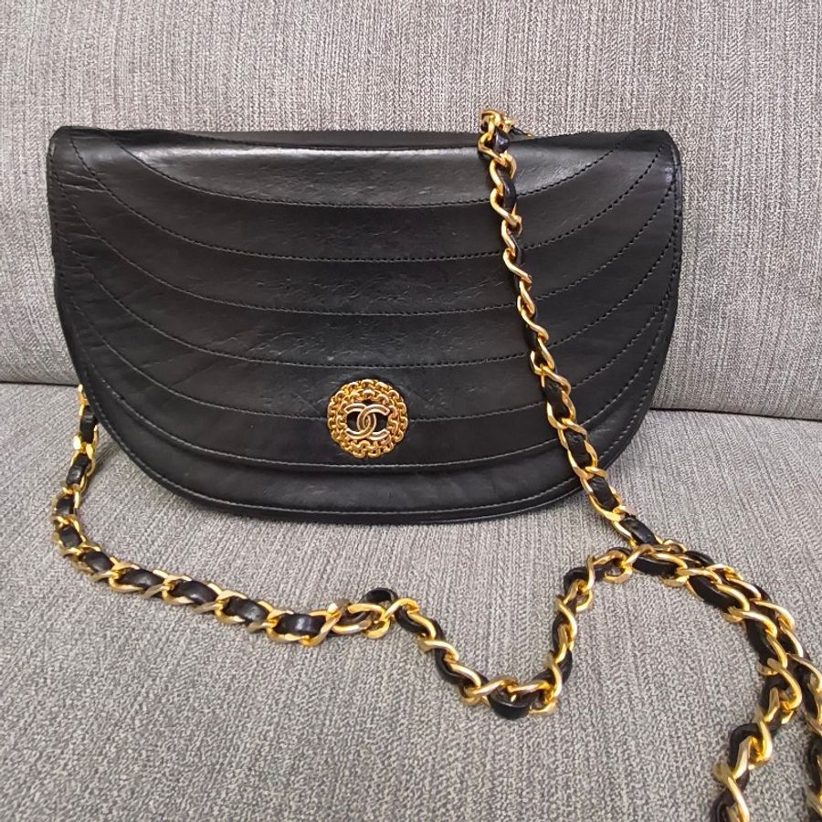 🩵CHANEL Vintage Half Moon Shoulder Bag🩵 復古半月包  YouTube 🔍：0608vintage 影片可觀看商品細節-1