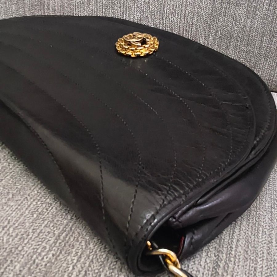 🩵CHANEL Vintage Half Moon Shoulder Bag🩵 復古半月包  YouTube 🔍：0608vintage 影片可觀看商品細節-15