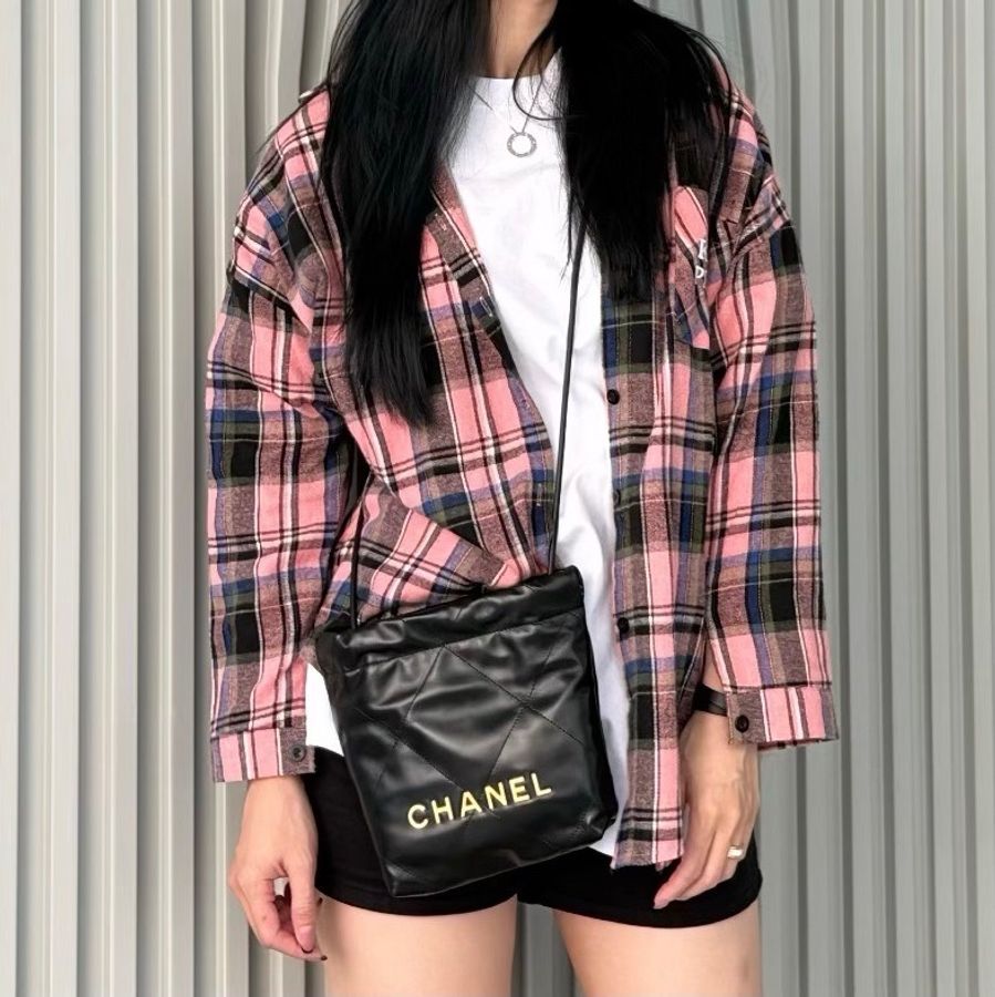 Chanel mini 22-5