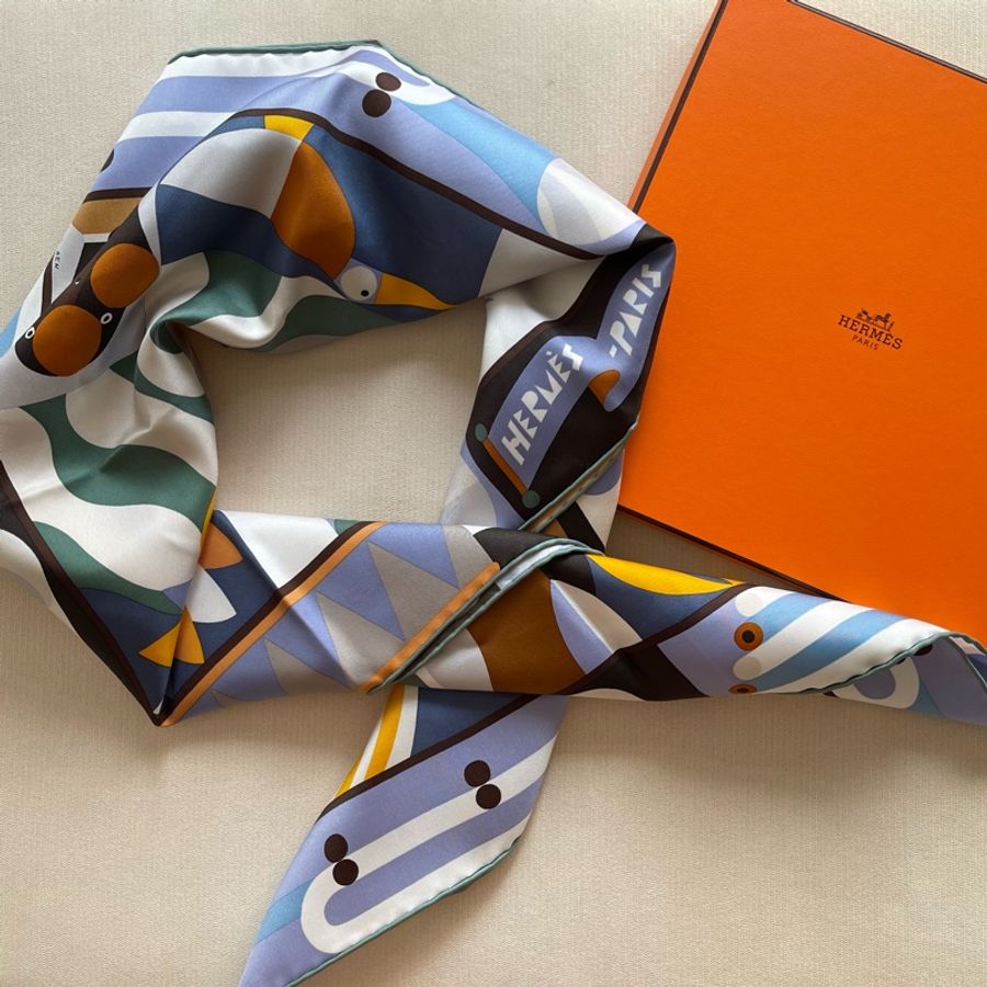 全新🍊Hermes Silk scarf 90 絲巾🧣Parade en Fanfare 盛大遊行-2
