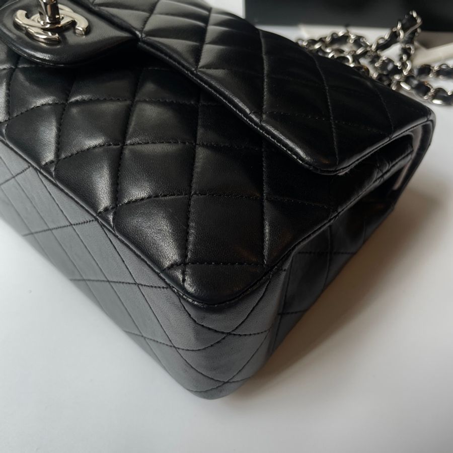 Chanel CF25cm黑銀羊皮-19