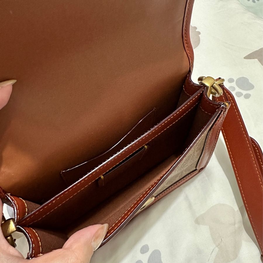 coach 焦糖色老花 Hero 迷你款-5