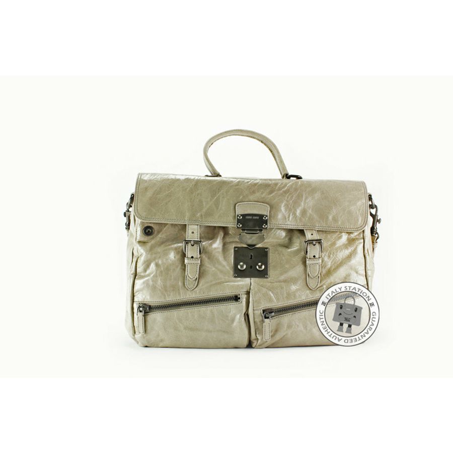 Miu Miu RN0727 Qjb Nappa Shine Nube / F0424 Calfskin Tote Bag-1