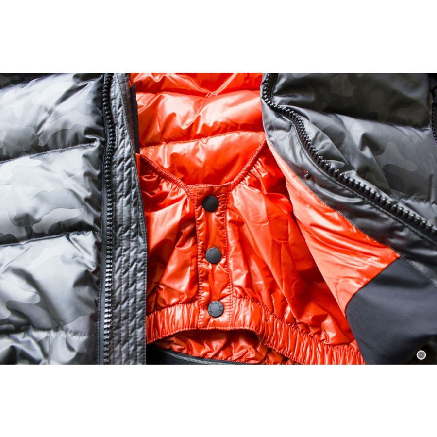 Moncler 41853-57623 Kander Nylon Camo Down Jacket Green Camo / 925 1 Jackets-7