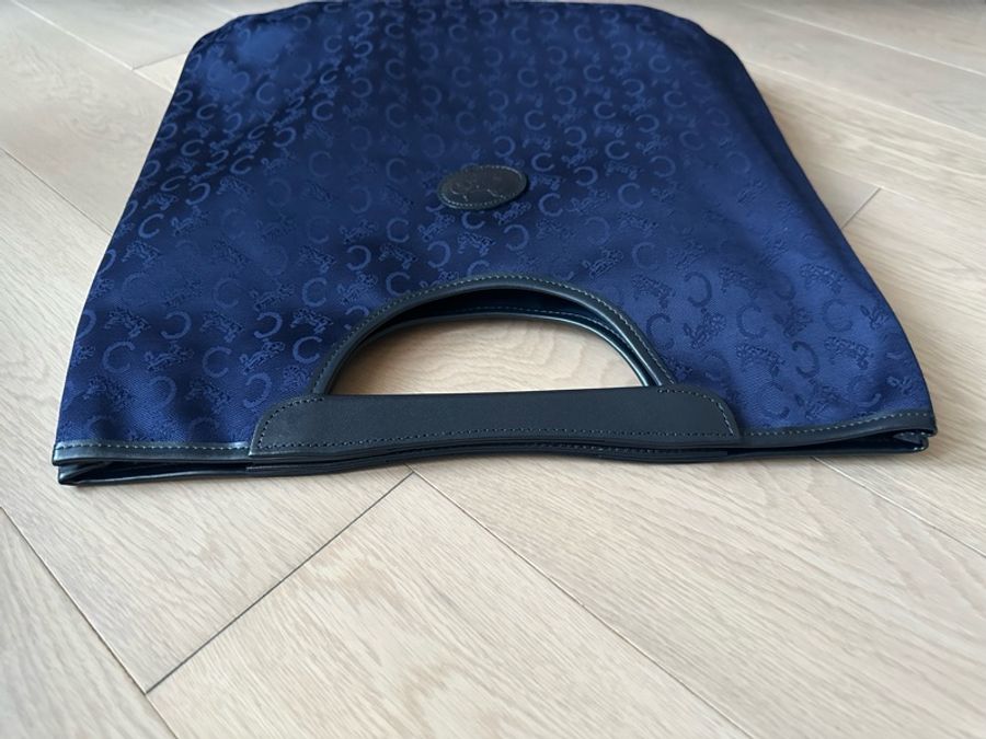 💕割價💕全新Celine 復古馬車藍花手挽袋-2