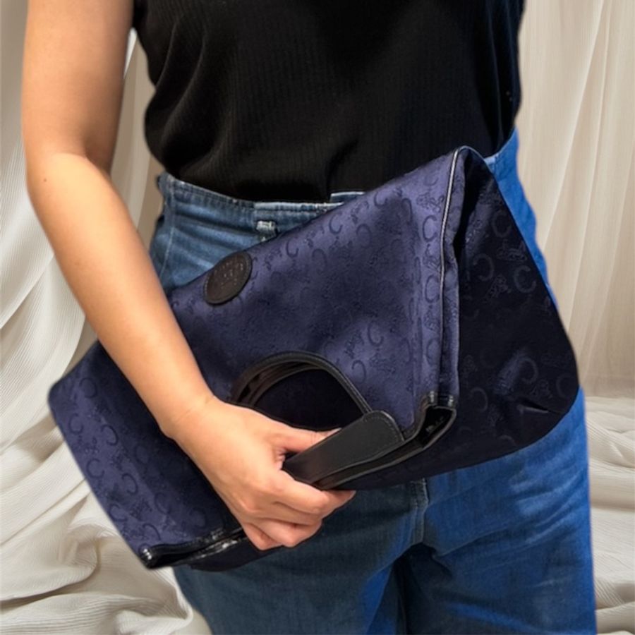 💕割價💕全新Celine 復古馬車藍花手挽袋-11