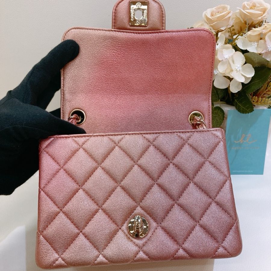 CHANEL 香奈兒迷你方胖子鏈帶包包MINI SQUARE 17CM CLASSIC FLAP CALF-13