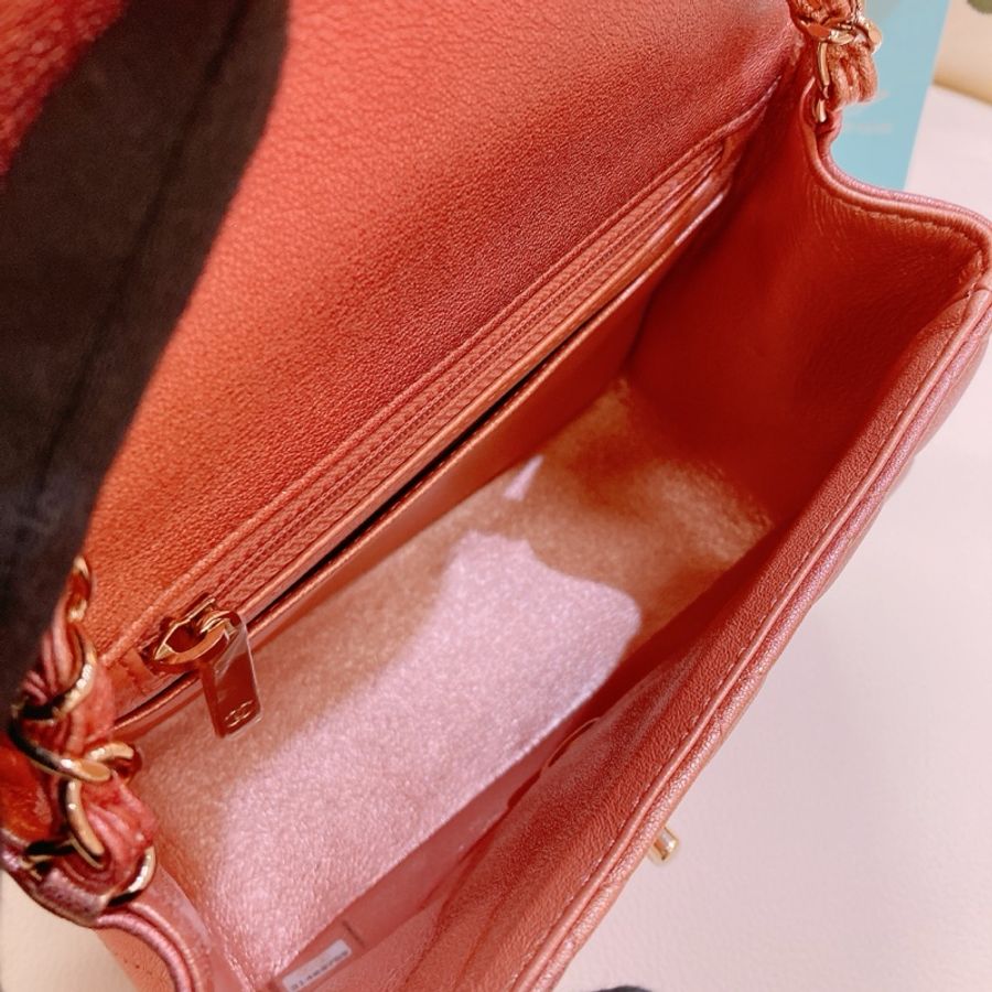 CHANEL 香奈兒迷你方胖子鏈帶包包MINI SQUARE 17CM CLASSIC FLAP CALF-15