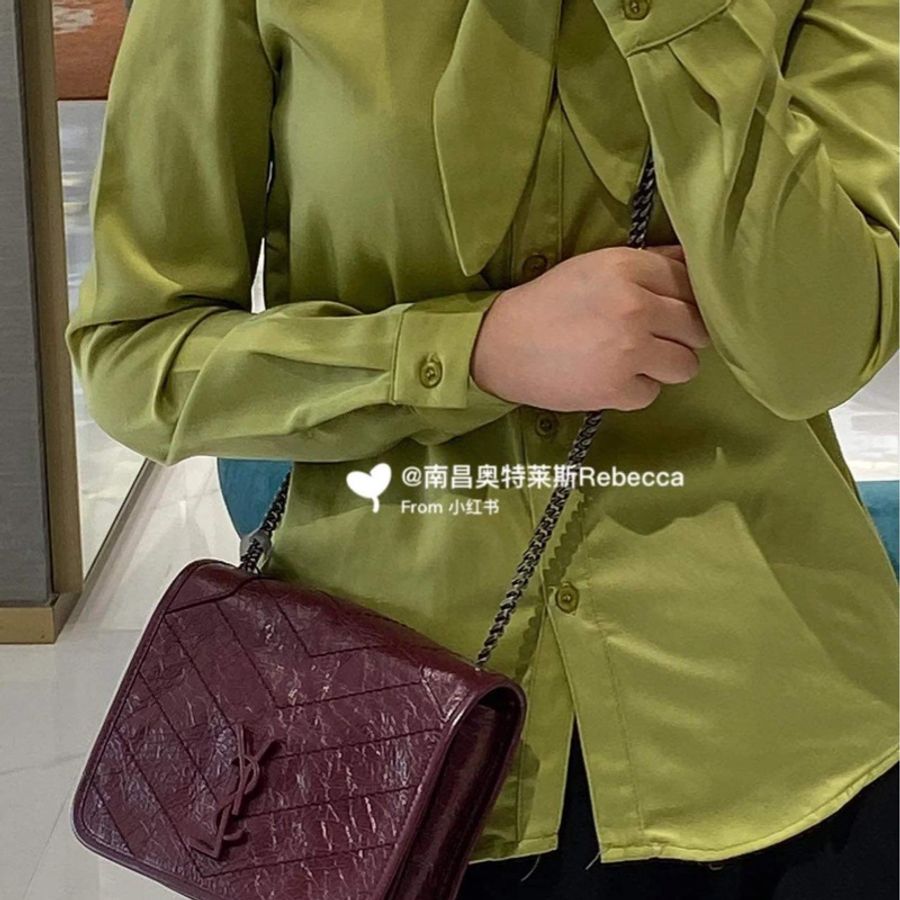 YSL SAINT LAURENT 聖羅蘭 NIKI 583103 0EN04 6475 油蠟皮革肩背鍊條包 (勃地根紅)-41