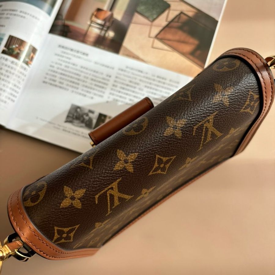 ::LOUIS VUITTON:: LV M45959雙色花紋MINI達芙妮-16