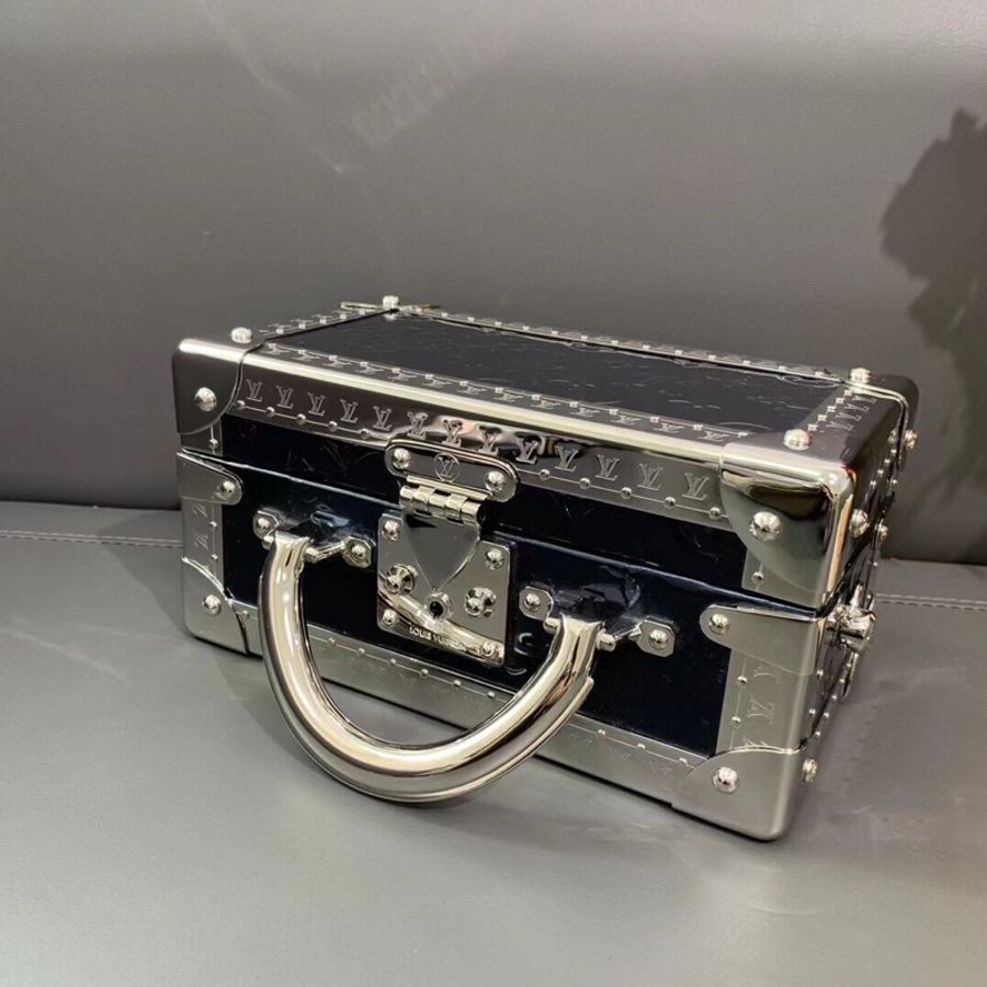 路易威登 Louis Vuitton 鈦合金大盒手提單肩斜背都可以 可以背出門也可以當擺設品-2