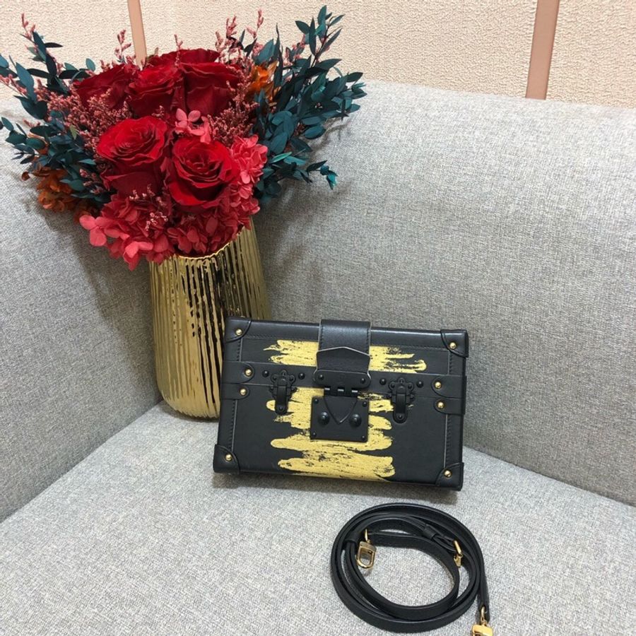 Louis Vuitton 路易威登 大盒子磨砂扣限量款 長20cm 2018年購入-0