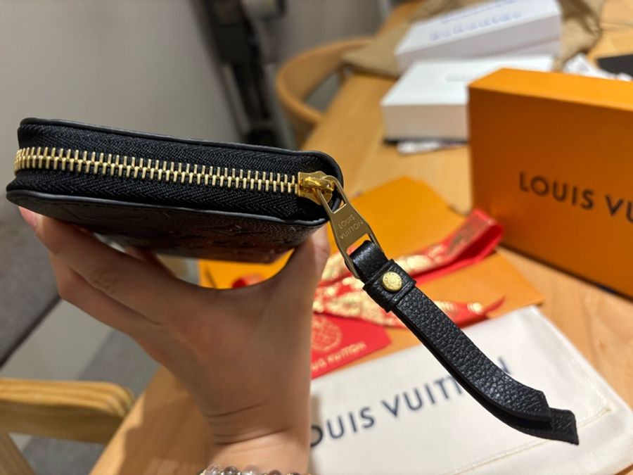 LV M61864拉鍊錢包-3